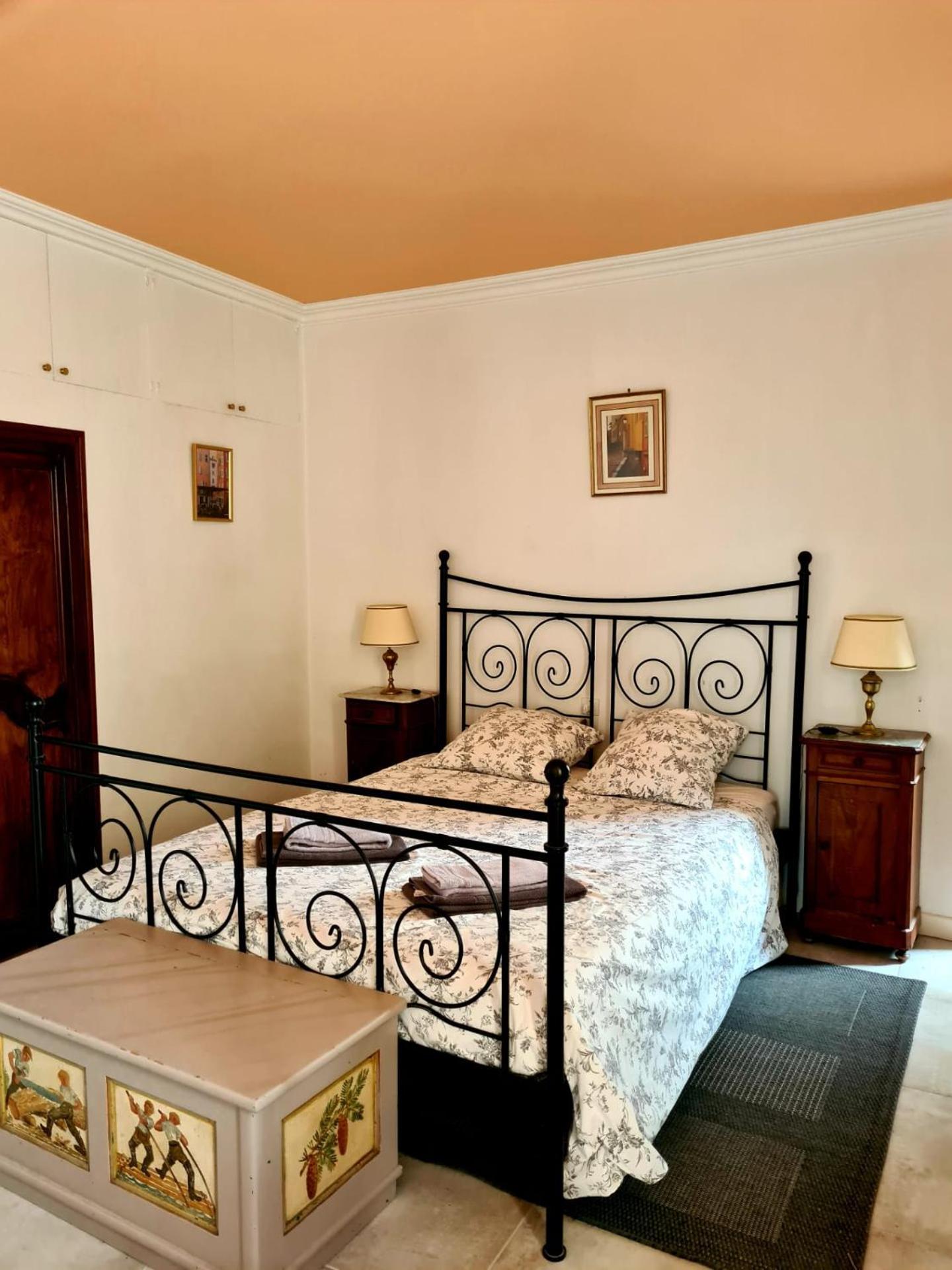 Chambres Et Table D'Hotes Au Brabo Mormoiron Стая снимка